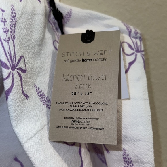 Home Essentials & Beyond Everyday Kitchen Towels with Floursack Lavender Sprig - Picture 6 of 6